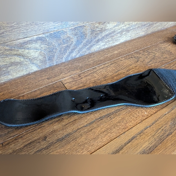 Lauren Ralph Lauren Black Patent Leather Waist Cincher Belt Sz S Fits S/M - Picture 5 of 10